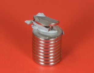 شکنندگی آهنربا 5